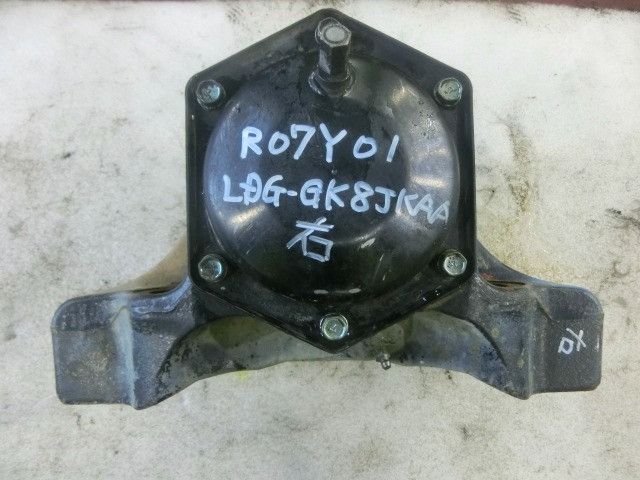 スプリングサドル(右)