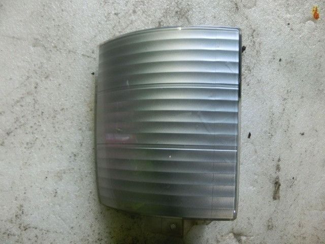 コーナーランプ(左)