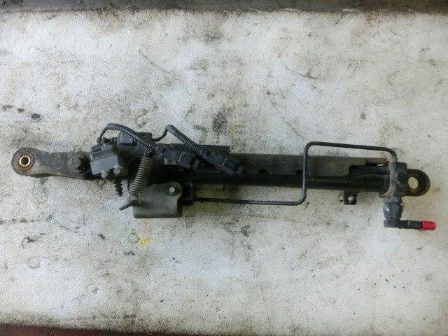 チルトシリンダー