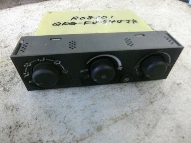 エアコンパネル