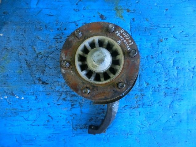 ナックルAy1軸目(左)