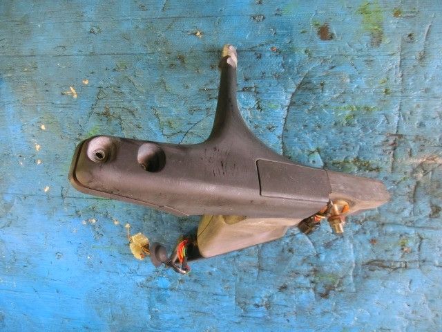 ミラーモーター(左)